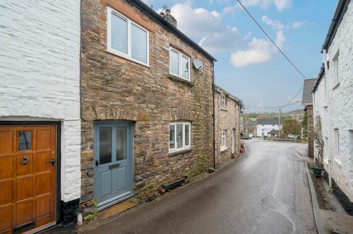 1 Bedroom Terraced House For Sale In High Street, Bampton, Tiverton, Devon, EX16