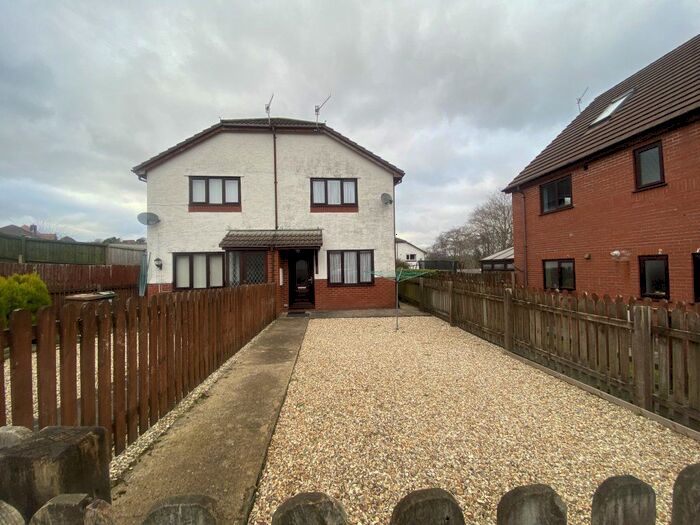 1 Bedroom Property To Rent In St Teilos Close, Libanus Fields, Blackwood, NP12