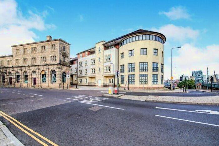 2 Bedroom Flat To Rent In Curzon Place, Gateshead, NE8