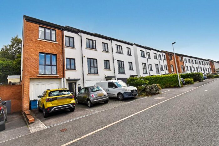 3 Bedroom End Of Terrace House For Sale In Summering Close, Okehampton, EX20