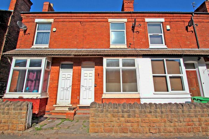 3 Bedroom Terraced House To Rent In Midland Avenue, Lenton, Nottingham NG7