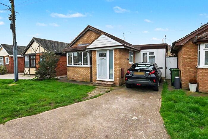 2 Bedroom Bungalow For Sale In Delgada Road, Canvey Island, SS8