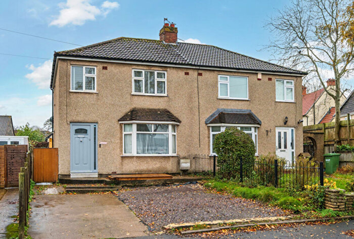 3 Bedroom Semi Detached House For Sale In Goldney Avenue, Warmley, Bristol, Gloucestershire, BS30