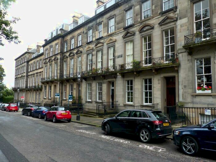 1 Bedroom Flat To Rent In Oxford Terrace, West End, Edinburgh, EH4