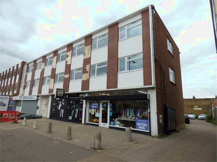 1 Bedroom Apartment To Rent In West Street, Westcliff On Sea, Westcliff On Sea, SS2