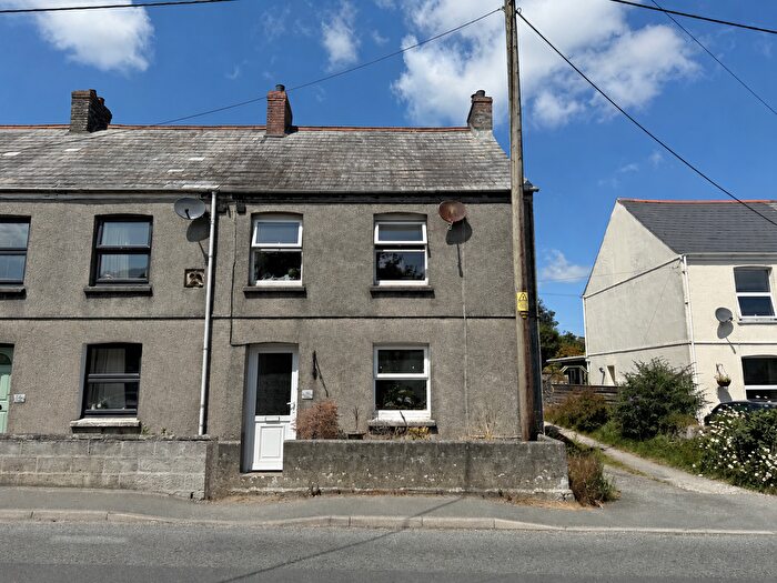 3 Bedroom Property To Rent In Harmony Road, St. Austell, PL26