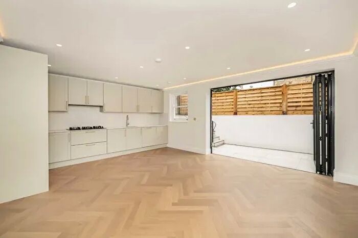 1 Bedroom Flat To Rent In Hillfield Road, West Hampstead, NW6