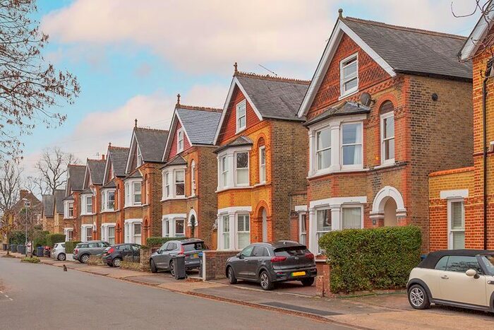 Studio To Rent In Minerva Road, Kingston Upon Thames, KT1