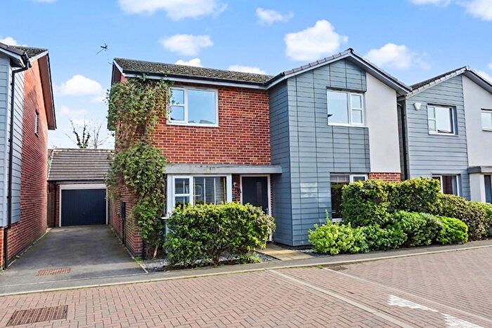 4 Bedroom Detached House For Sale In Autumn Way, Beeston, NG9