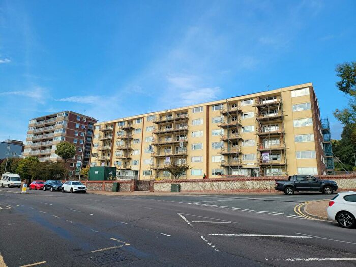 1 Bedroom Flat To Rent In Upperton Road, Eastbourne, BN21