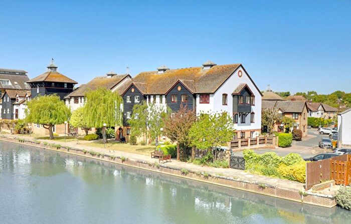 1 Bedroom Apartment For Sale In River Street, Ware, SG12