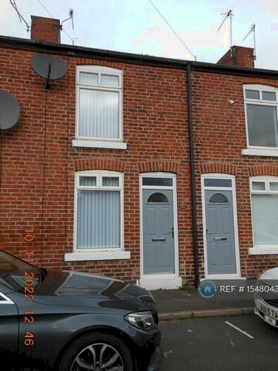 2 Bedroom Terraced House To Rent In Shaw Street, Chesterfield, S41