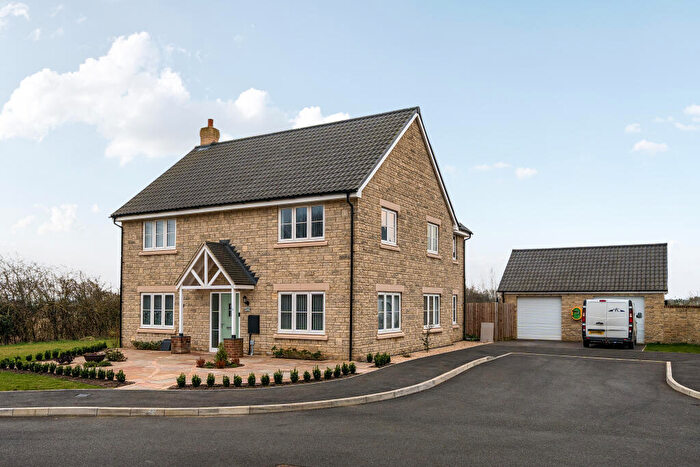 4 Bedroom Detached House To Rent In Pound Field Road, Aston, Bampton, OX18