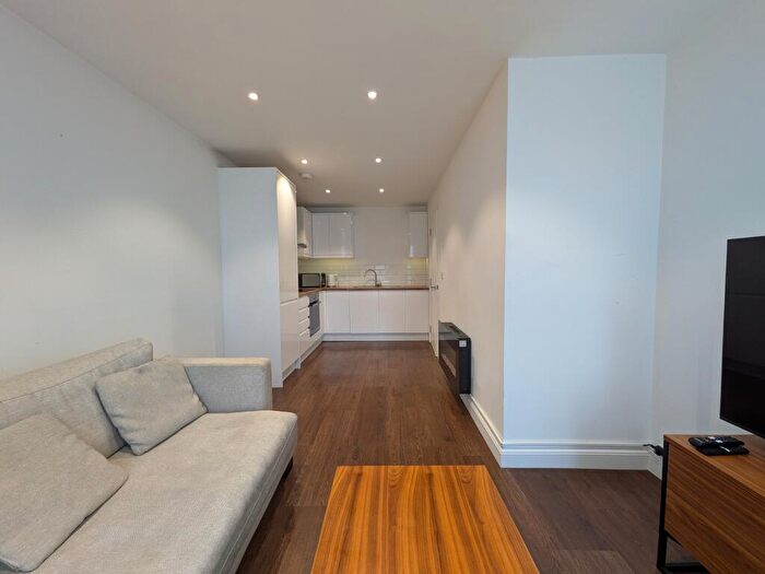 1 Bedroom Apartment To Rent In Oxford Road, Aylesbury, HP19
