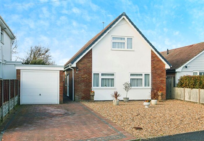 4 Bedroom Detached House For Sale In Southdean Drive, Bognor Regis, PO22