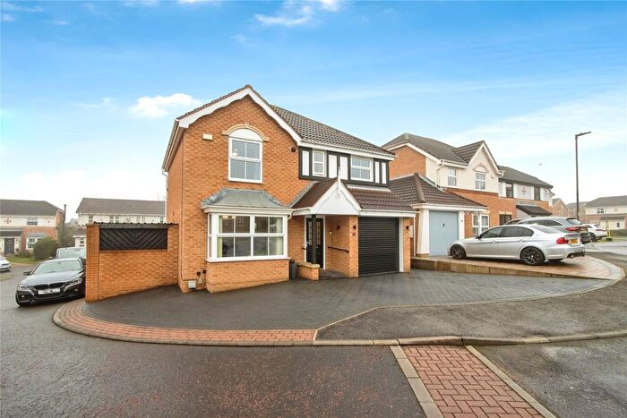 4 Bedroom Detached House For Sale In High Keep Fold, Wakefield, West Yorkshire, WF4