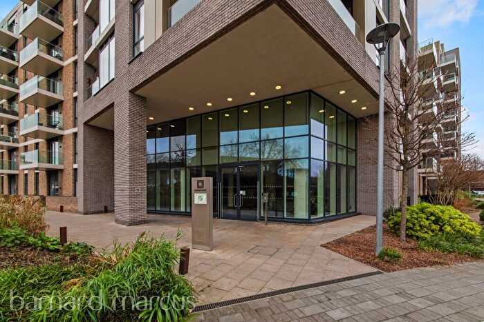 1 Bedroom Flat To Rent In Queenshurst Square, Kingston Upon Thames, KT2