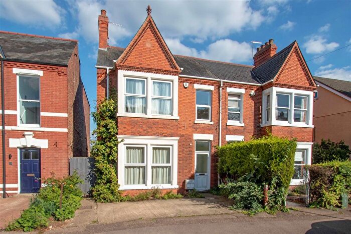 4 Bedroom Semi-Detached House To Rent In Thorpe Lea Road, Peterborough, PE3