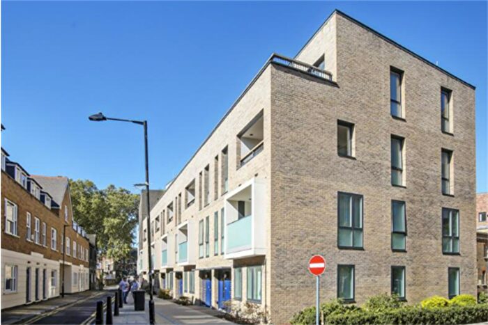 1 Bedroom Flat To Rent In Burbage Court, Austin Street, Burbage, E2