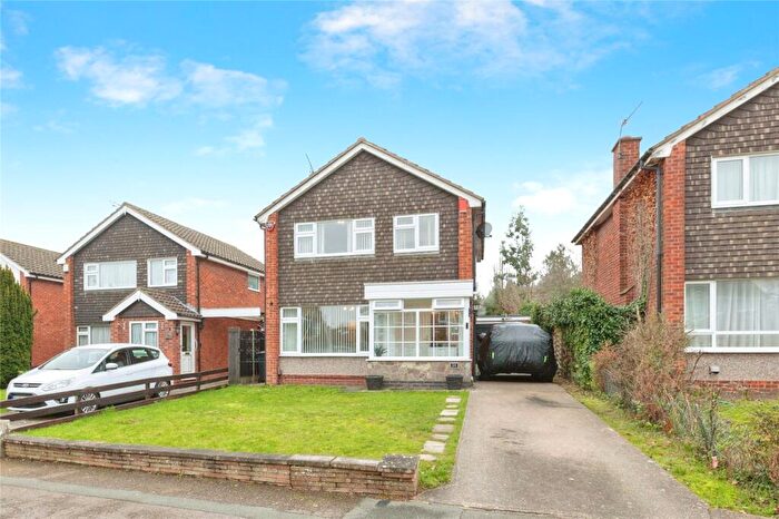3 Bedroom Detached House For Sale In Amanda Road, Leicestershire, LE2