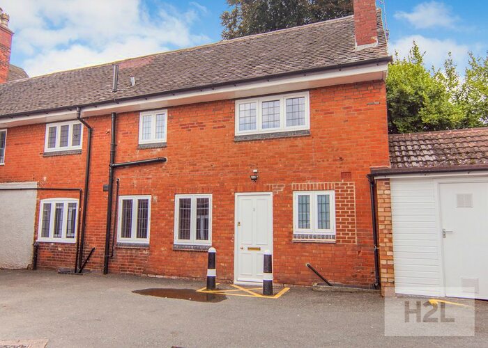 1 Bedroom Flat To Rent In High Street, Coleshill, B46