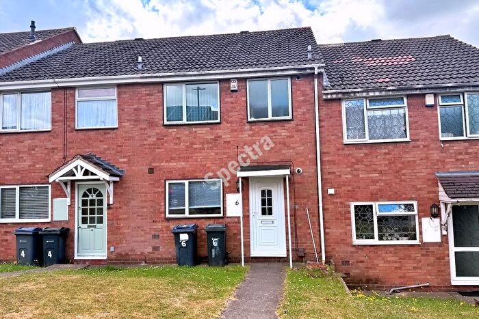3 Bedroom Terraced House To Rent In Stirchley, B30
