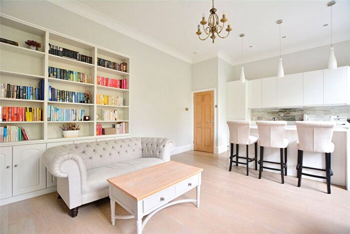 1 Bedroom Flat To Rent In Kidbrooke Grove, Blackheath, London, SE3