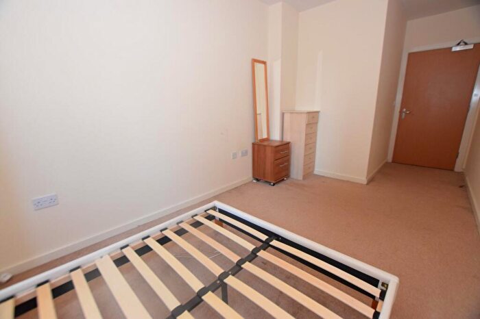 2 Bedroom Flat To Rent In City Gate, Blantyre Street, Castlefield, Manchester, M15