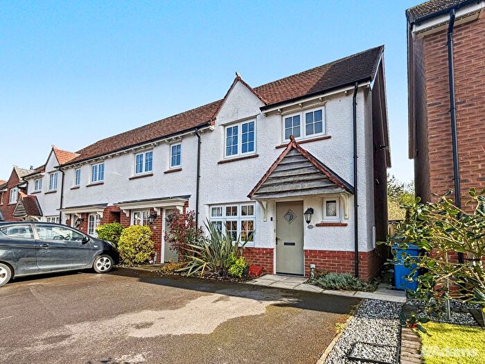 3 Bedroom Town House For Sale In Honey Spot Crescent, Widnes, WA8