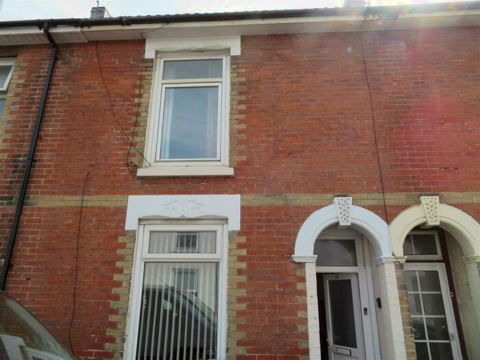 4 Bedroom House To Rent In Jessie Road, Southsea, PO4