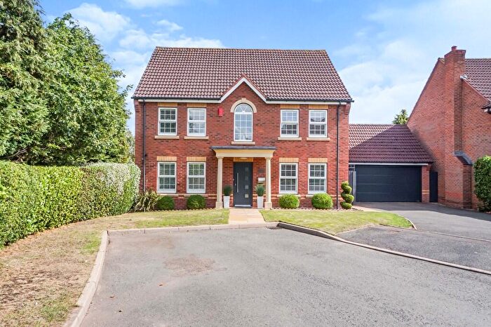 4 Bedroom Detached House For Sale In Corn Mill Close, Walmley, B76