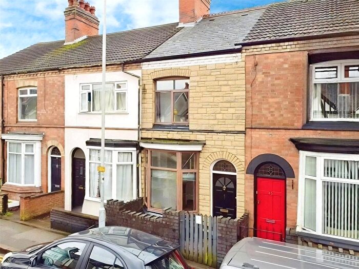 2 Bedroom Terraced House For Sale In John Street, Hinckley, Leicestershire, LE10