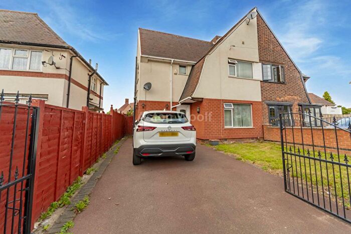3 Bedroom Semi-Detached House To Rent In Hucknall Lane, Bulwell, NG6