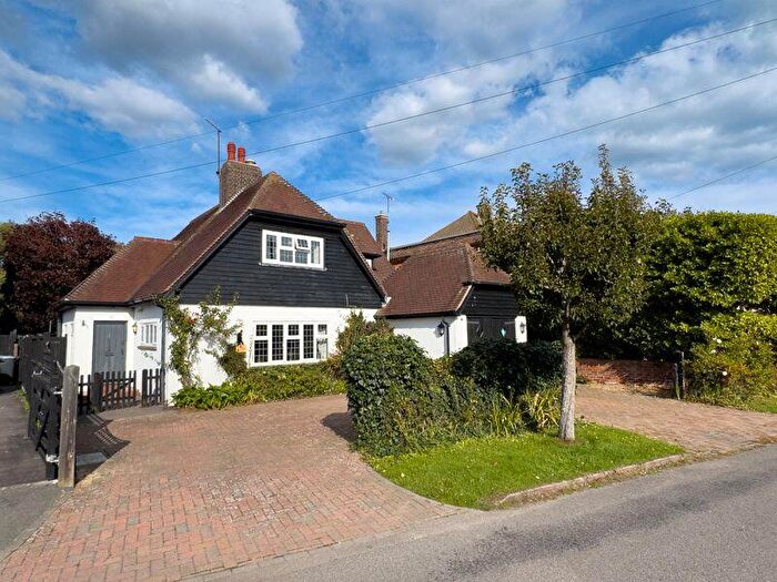 5 Bedroom Detached House For Sale In Crossbush Road, Felpham, PO22