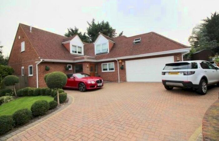 6 Bedroom Detached House To Rent In Acorn Lane, Cuffley, Potters Bar, EN6