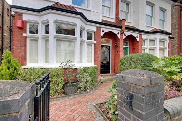 6 Bedroom House To Rent In Stanhope Gardens, Highgate, N6
