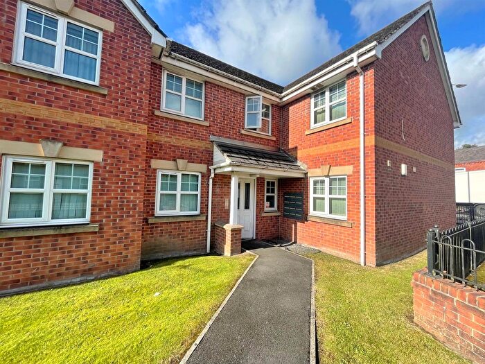 2 Bedroom Flat To Rent In Leigh Road, Hindley Green, WN2