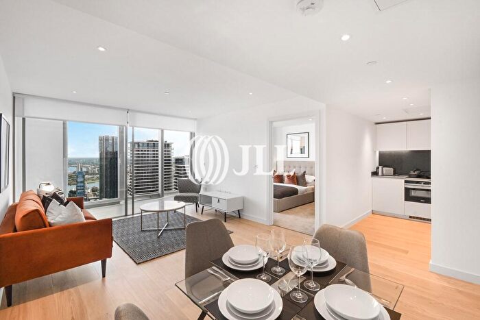 1 Bedroom Flat To Rent In Landmark Pinnacle, Marsh Wall, E14