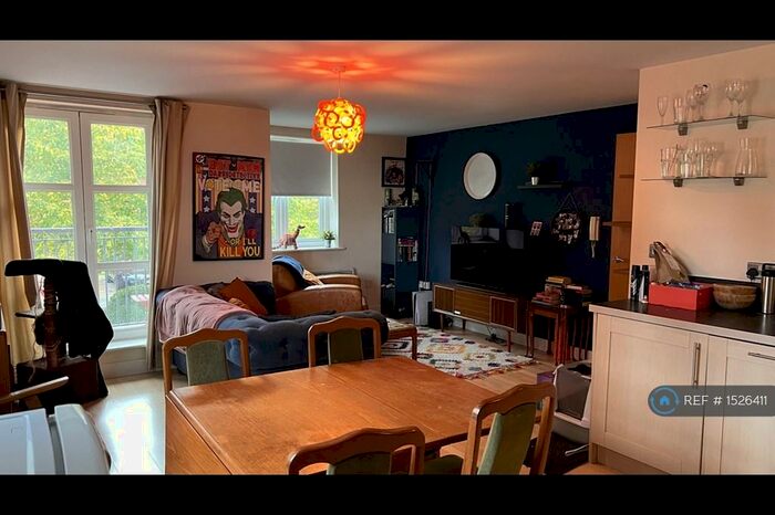 2 Bedroom Flat To Rent In Pasteur House, Nottingham, NG3