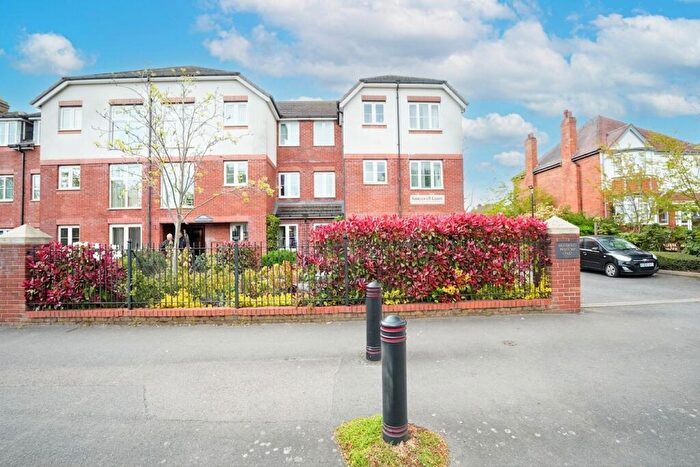 1 Bedroom Apartment For Sale In Stratford Road, Hall Green, B28
