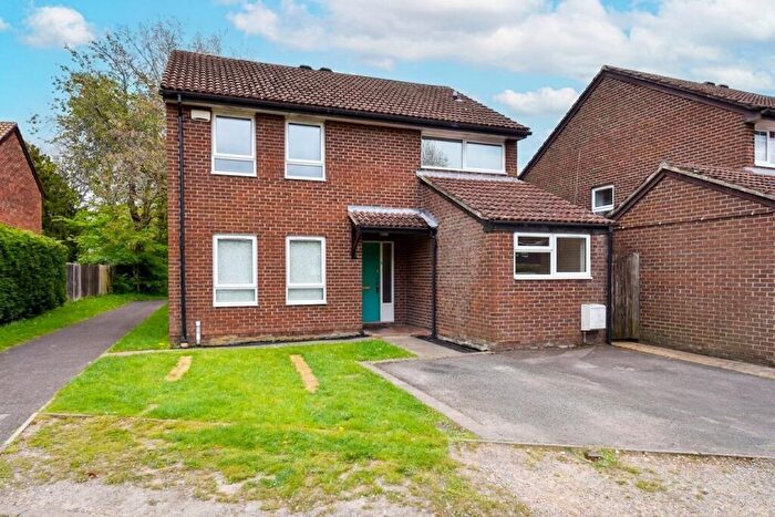 4 Bedroom Detached House For Sale In Ormesby Drive, Chandler's Ford, SO53