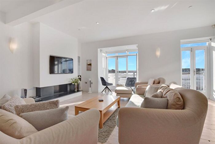 4 Bedroom Terraced House For Sale In Instow, Bideford, Devon, EX39