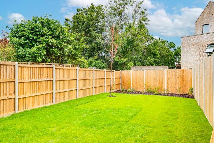 3 Bedroom Terraced House For Sale In Torus Way, Childs Hill, London, NW2