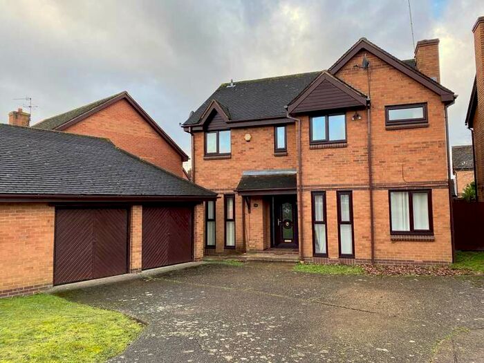 4 Bedroom Detached House To Rent In Pinner HA5