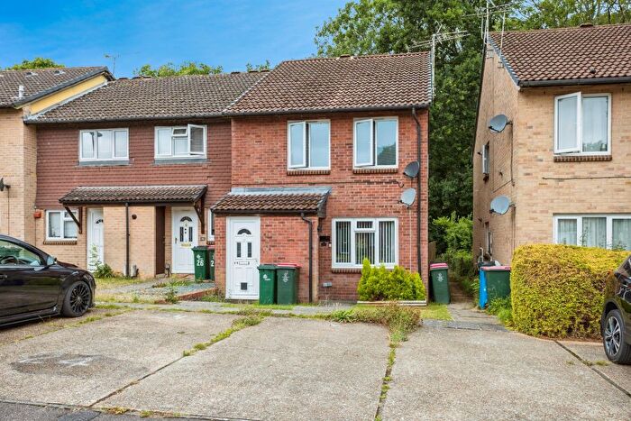 1 Bedroom Maisonette For Sale In St. Andrews Road, Ifield, Crawley, RH11