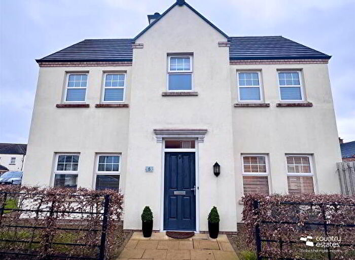 3 Bedroom Detached House For Sale In Readers Walk, Ballyclare, BT39