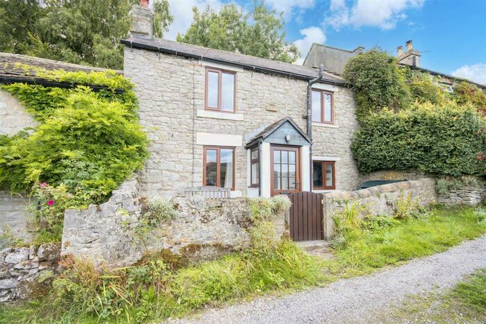 1 Bedroom Cottage For Sale In Glider View Cottage, Little Hucklow, SK17