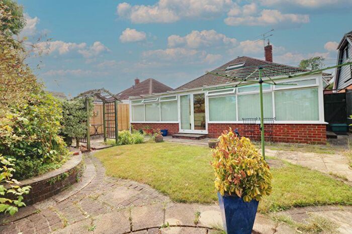 2 Bedroom Detached Bungalow For Sale In Rosemary Way, Waterlooville, PO8