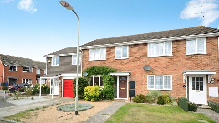 3 Bedroom Terraced House To Rent In Stowmarket Close, Lower Earley, Reading, RG6