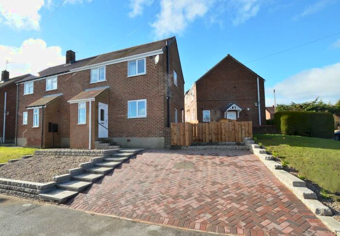 3 Bedroom Semi-Detached House To Rent In Flambard Road, Framwellgate Moor, DH1